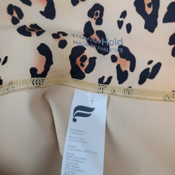 Fabletics On The Go Leggings Athletic Workout Hiking Animal Print 3X 20-22 NWT - Picture 7 of 8